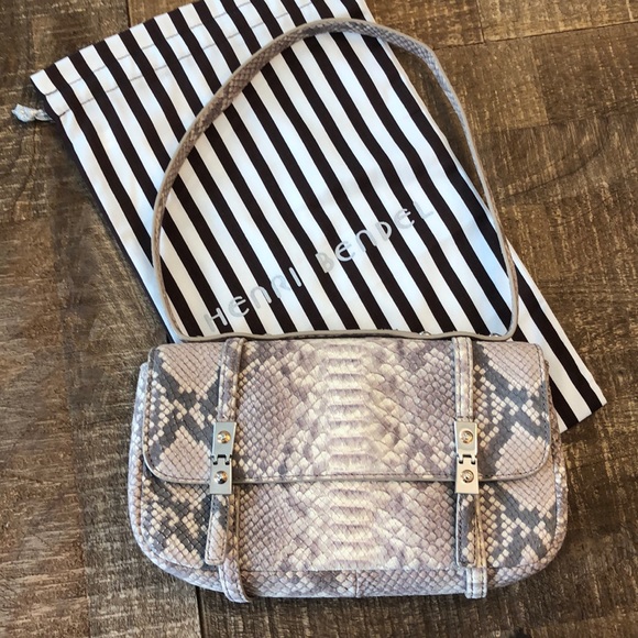 henri bendel Handbags - Henri Bendel Purse